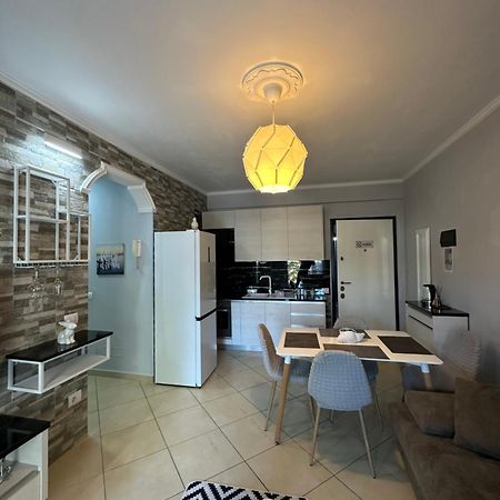 Sunset Apartments Lungomare Vlore Ngoại thất bức ảnh