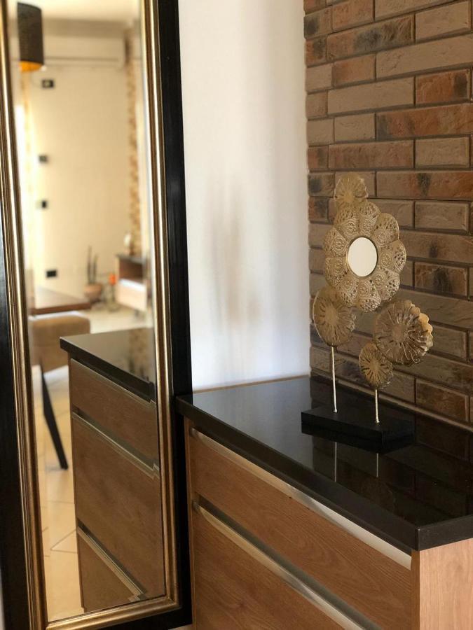 Sunset Apartments Lungomare Vlore Ngoại thất bức ảnh