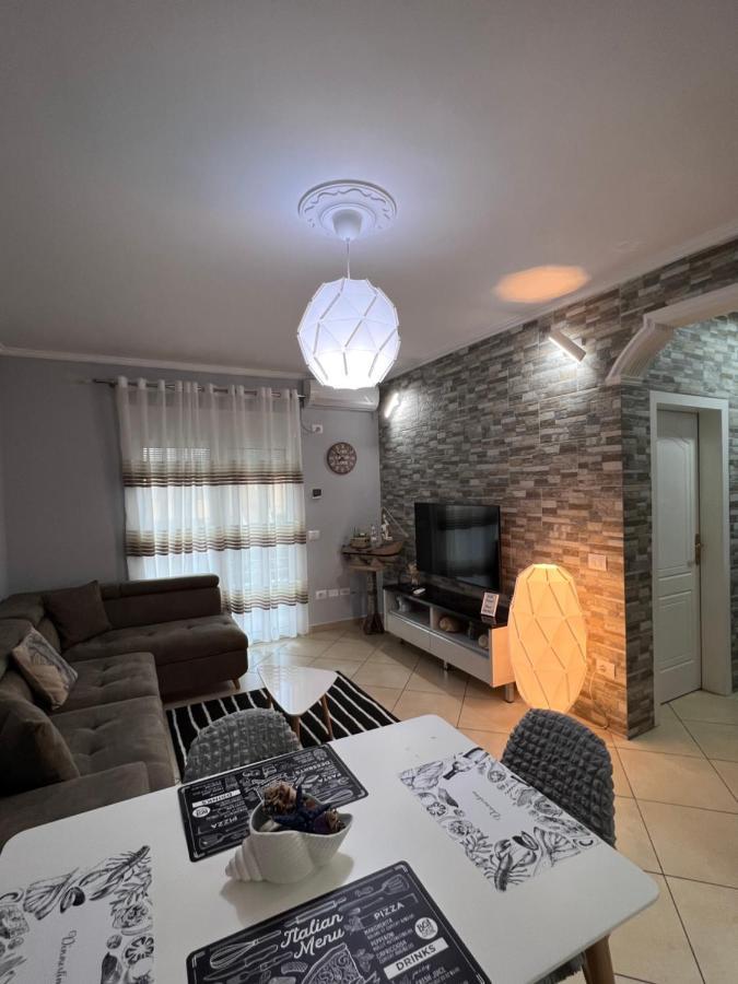Sunset Apartments Lungomare Vlore Ngoại thất bức ảnh