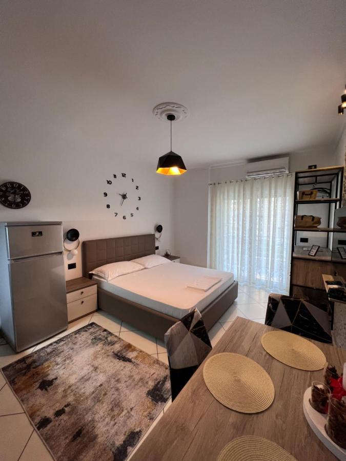 Sunset Apartments Lungomare Vlore Ngoại thất bức ảnh