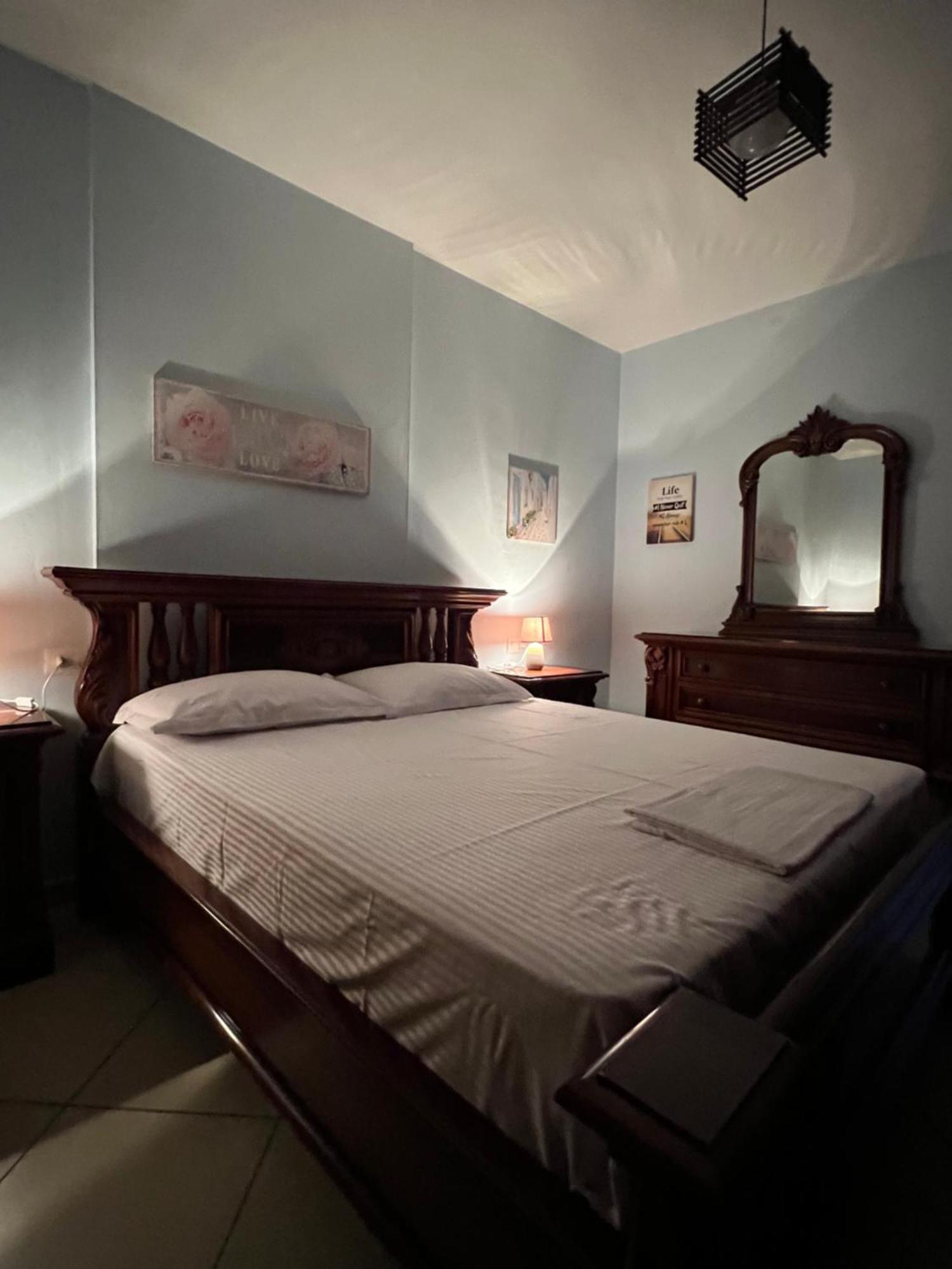 Sunset Apartments Lungomare Vlore Ngoại thất bức ảnh